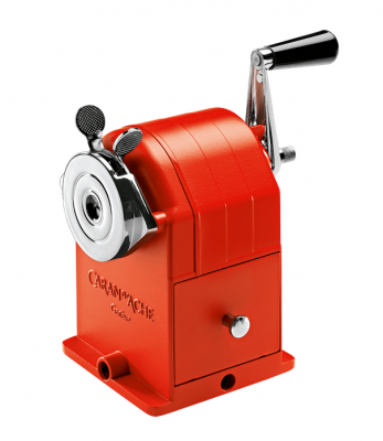 Machine � tailler CARAN D\'ACHE en m�tal, rouge