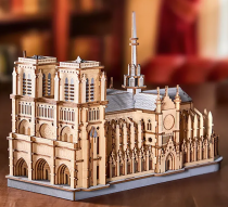 MAQUETTE BOIS CATHEDRALE NOTRE DAME ROBOTIME
